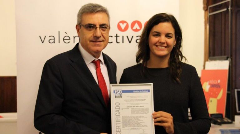 VALÈNCIA ACTIVA RECIBE EL CERTIFICADO DE CALIDAD ISO 9001 POR LA GESTIÓN DE SUS CENTROS   