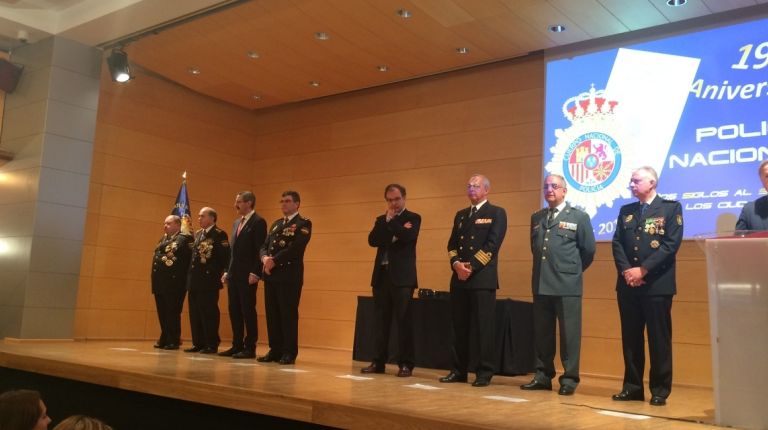 El delegado del Gobierno participa en la celebración del 194 aniversario de la fundación de la Policía Nacional