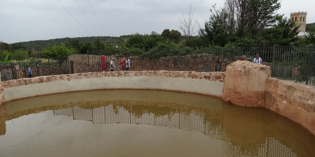  Aras de los Olmos recupera el sistema de riego y canalizaciones de los huertos tapiados con la ayuda de la Diputación