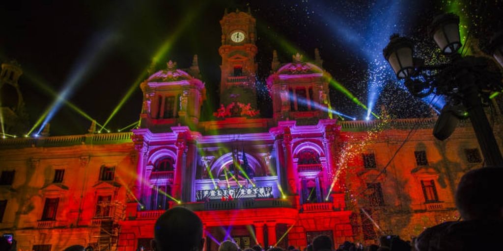  LA PLAZA DEL AYUNTAMIENTO SE CONVERTIRÁ EN UNA GRAN PISTA DE BAILE