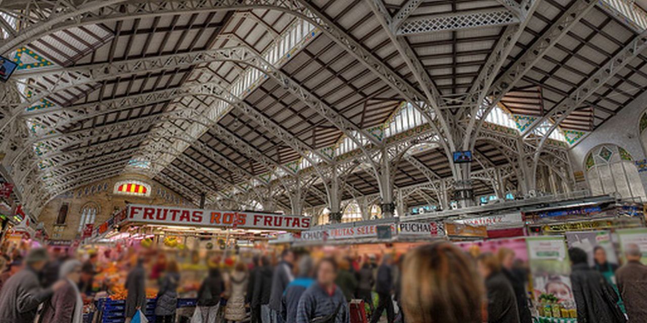  El Mercado Central expresa su alegría por el inicio de las obras del parking de Brujas