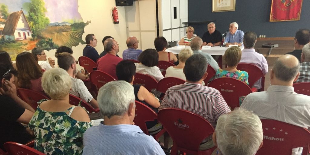  LA ALCALDÍA PARTICIPA EN UNA ASAMBLEA ABIERTA AL VECINDARIO DE LOS PUEBLOS DE VALÈNCIA, EN SU VISITA A BENIMÀMET-BENIFERRI