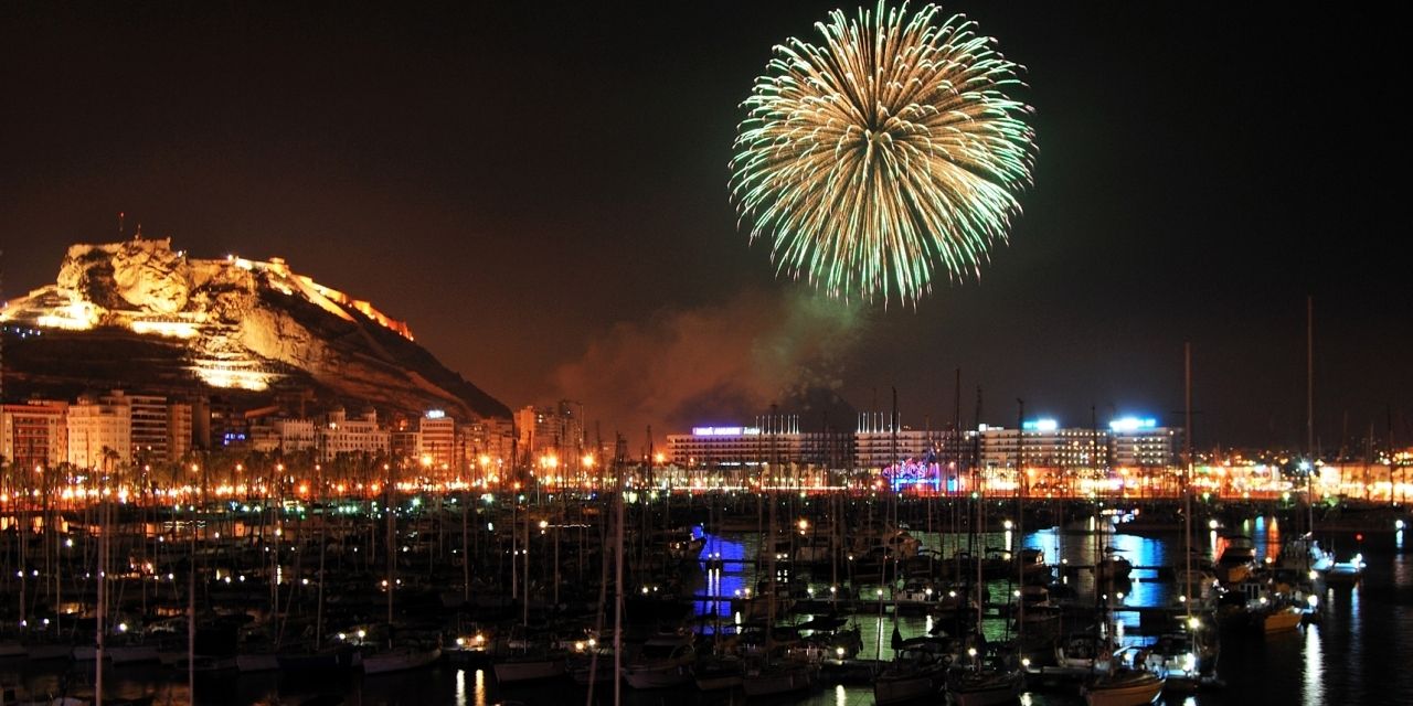  EL AYUNTAMIENTO ORGANIZA EL DISPOSITIVO ESPECIAL DE ASISTENCIA, SEGURIDAD, MOVILIDAD Y LIMPIEZA PARA LA NIT DE SANT JOAN