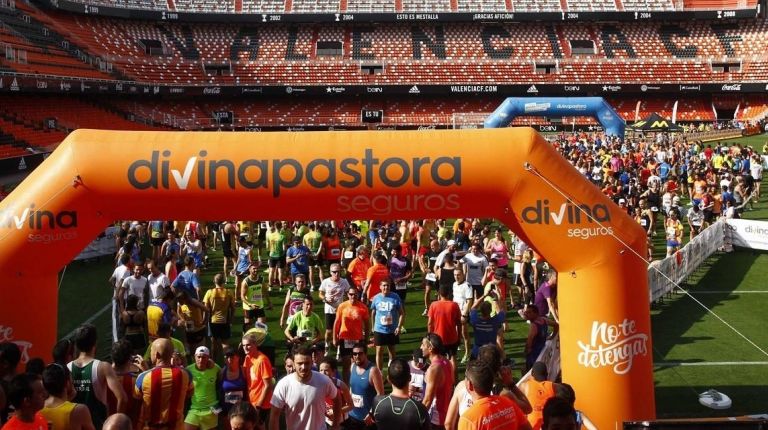 LA III VOLTA A PEU VALENCIA CF CONCLUYE EN EL ESTADIO MESTALLA