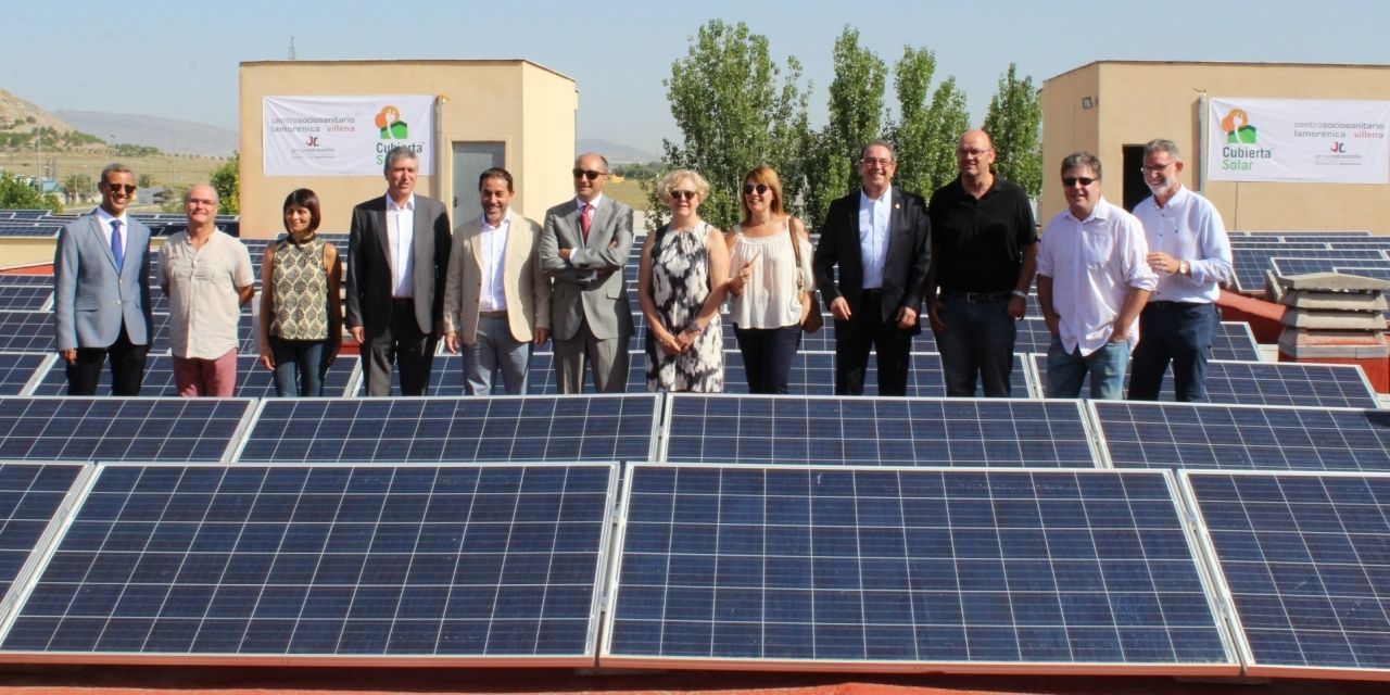  Rafael Climent visita la mayor instalación fotovoltaica para autoconsumo de la Comunidad Valenciana 