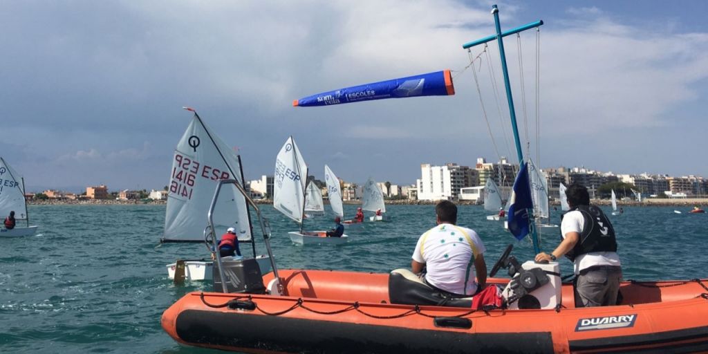  Los ‘Jocs Esportius 2017’ echan el cierren en las Escoles de la Mar en Burriana