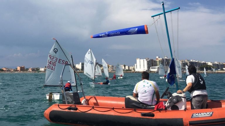 Los ‘Jocs Esportius 2017’ echan el cierren en las Escoles de la Mar en Burriana