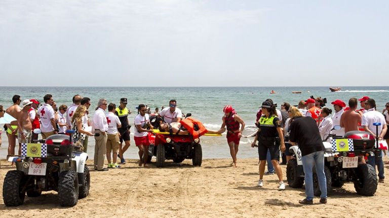 Cruz Roja apela a la prudencia en playas de la provincia de Valencia