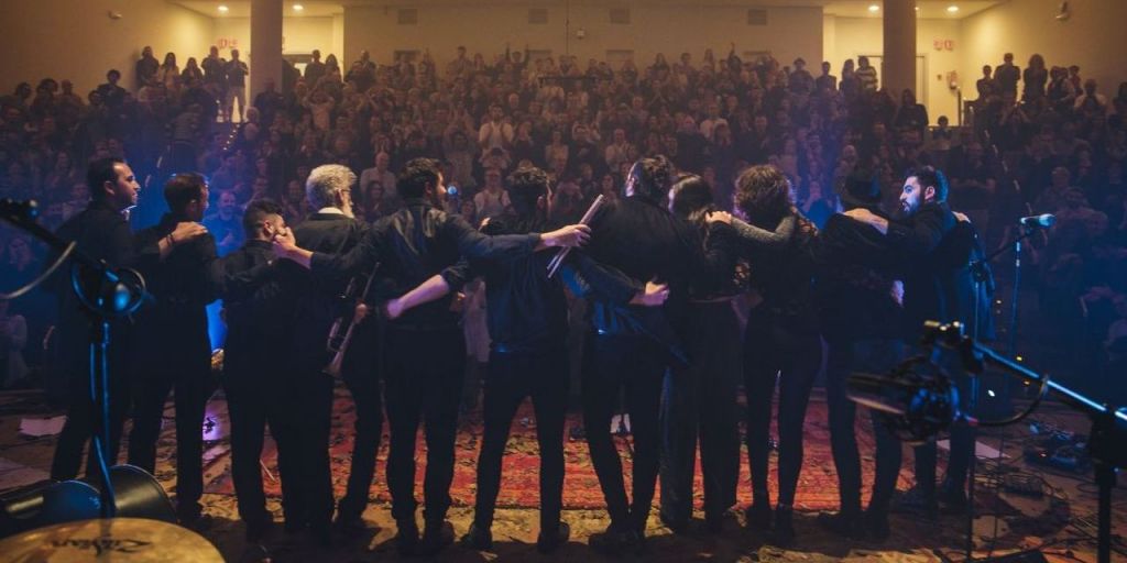  Medio millar de personas llenan el Palau de la Música para despedir la gira de Badlands