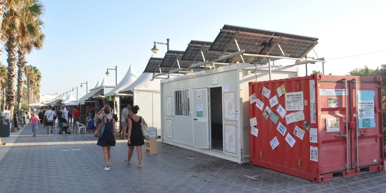  València conecta el mercadillo de la Malvarrosa a la luz del sol