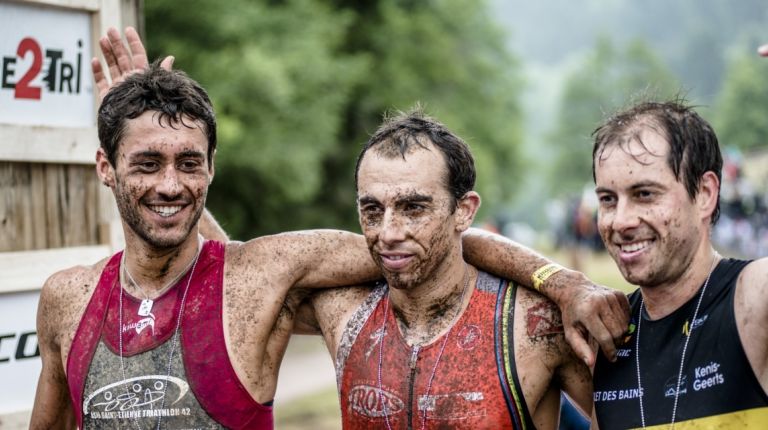 España, al frente del circuito europeo de triatlón cross de mano de Rubén Ruzafa, que vuelve a ganar en el XTERRA Francia