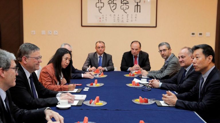 La misión de la Generalitat refuerza las relaciones comerciales con China