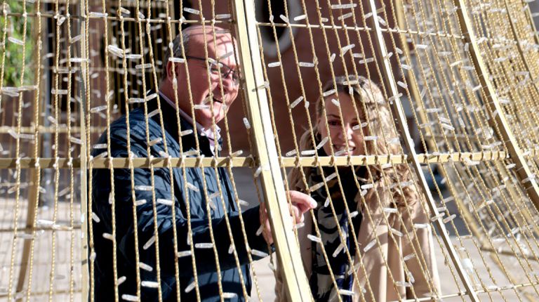 València prepara la Navidad con un total de 45 árboles navideños y hasta 274 arcos luminosos por toda la ciudad