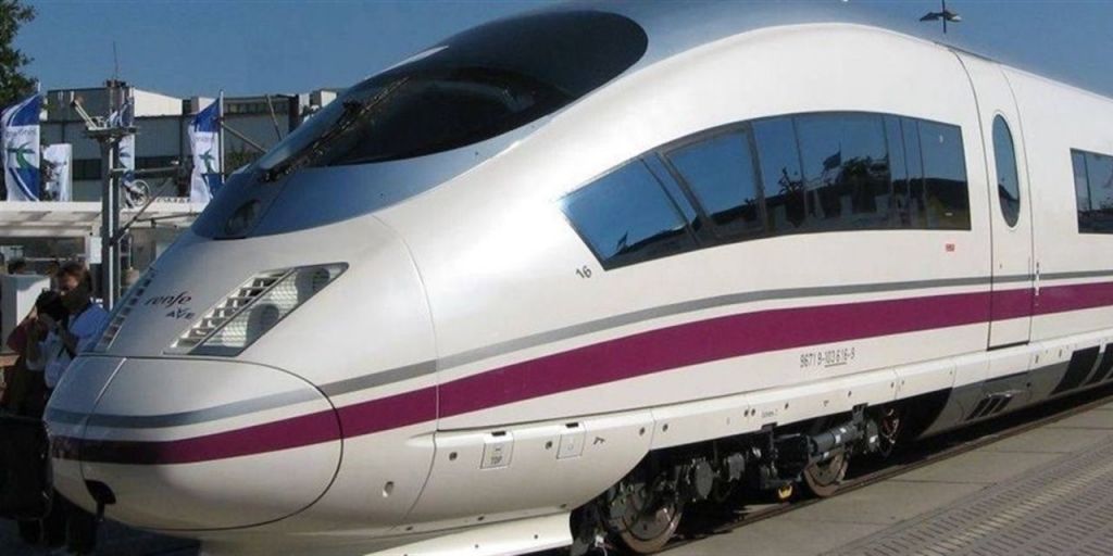  Renfe lanza una campaña de precios promocionales para viajar a València en Fallas