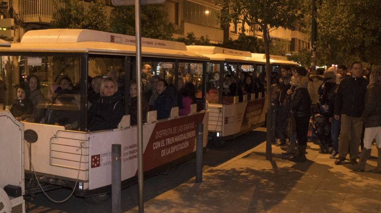 Los Trenes Magdaleneros de la Diputación llenan en todas sus rutas con una excelente acogida de los castellonenses