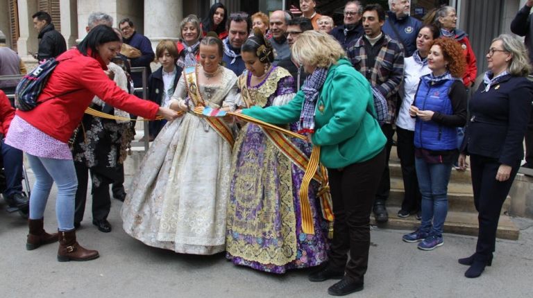 Cerca de 1.000 personas asisten al desayuno por el 90º aniversario del  Mercado Central