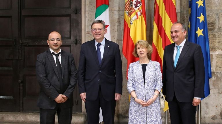 Puig recibe a la embajadora de Argelia en España, Taous Feroukhi