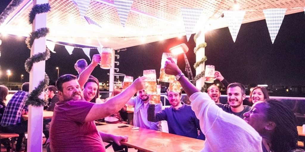  La Oktobeerfest regresa a la Marina de Valencia 