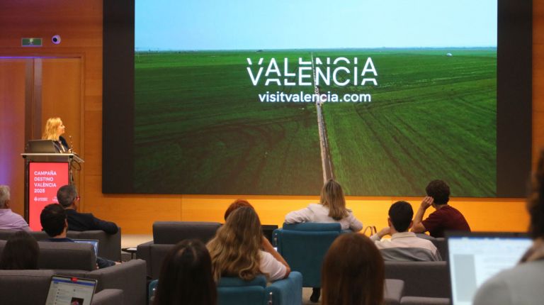 València alcanza la segunda mejor cifra histórica de viajeros y pernoctaciones en el primer trimestre del año 