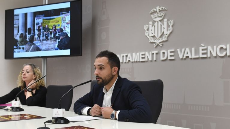 De l’horta la plaça en la plaza del Ayuntamiento