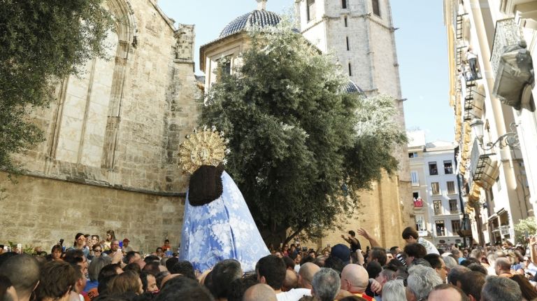 TRASLADO DE LA VIRGEN DE LOS DESAMPARADOS