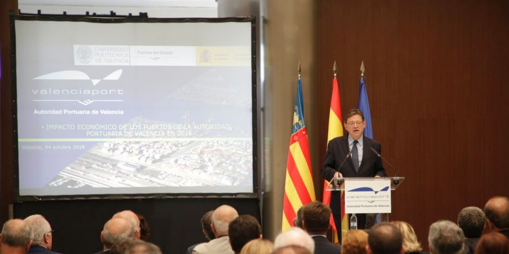  Puig ofrece el apoyo de la Generalitat para convertir el puerto de València en el tercero más importante de Europa