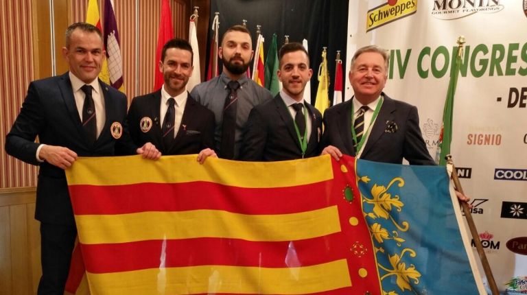 TONI CORTÉS RECATALÁ, REPRESENTANTE DE LA ASOCIACIÓN DE BARMANS DE LA COMUNIDAD VALENCIANA, CAMPEÓN DE ESPAÑA DE COCTELERÍA 