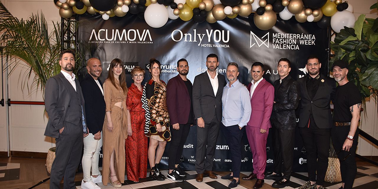  Arte y moda en la presentación de ACUMOVA, Asociación para la promoción de la moda y cultura valenciana