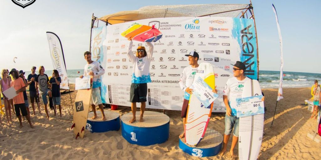  La Spain Kiteboarding League vuelve a dar espectáculo en Oliva