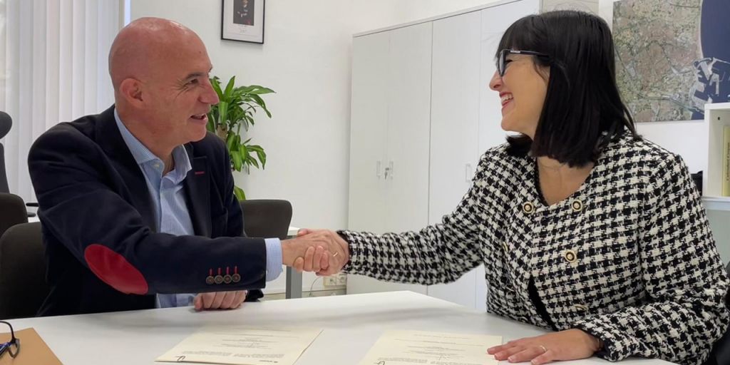  La Concejalía de Emprendimiento refuerza el apoyo al emprendimiento joven con 15.000 euros a AJEV