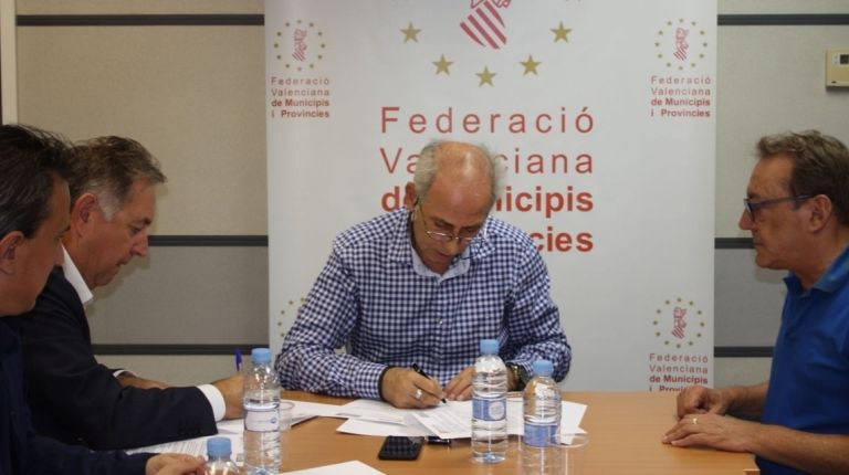 Fotur y La FVMP firman un convenio para fomentar la movilidad en el área metropolitana