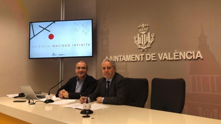 El concejal de turismo presenta la campaña “valència navidad infinita