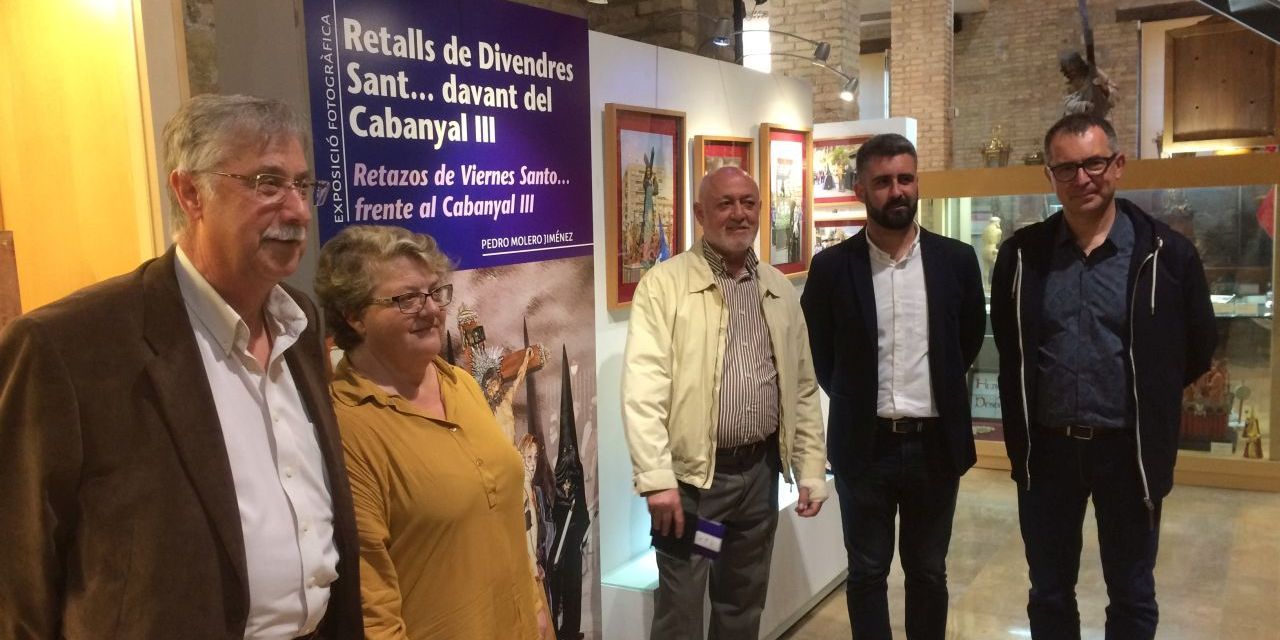  Inauguración de la exposición de fotografía de Pedro Molero 'Recortes de Viernes Santo