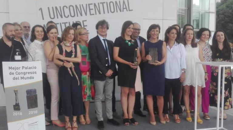 LA CONCEJALA DE TURISMO Y PRESIDENTA DEL PALAU DE CONGRESOS PRESIDE EL ACTO DE CELEBRACIÓN POR EL RECONOCIMIENTO COMO MEJOR PALACIO DE CONGRESOS DEL MUNDO EN 2018