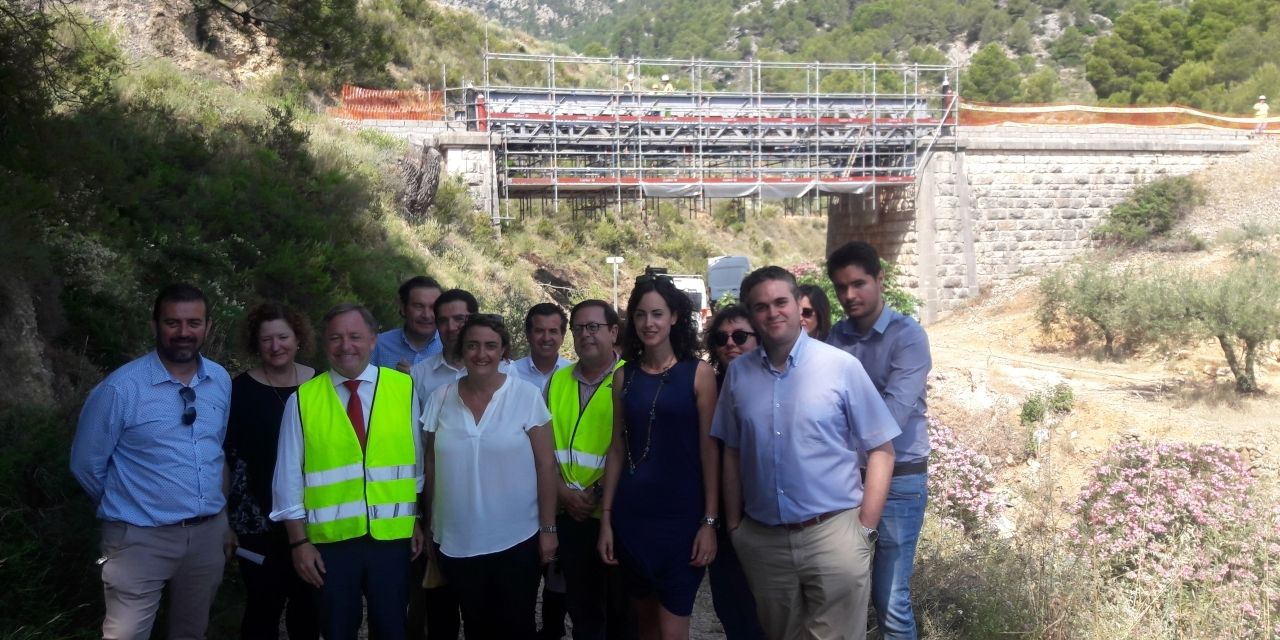  El delegado del Gobierno visita las obras de modernización de la línea Xàtiva-Alcoi