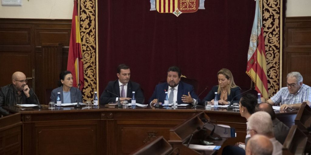  Moliner logra el respaldo unánime de Generalitat y sector empresarial para aprobar un presupuesto turístico de 5,5 millones