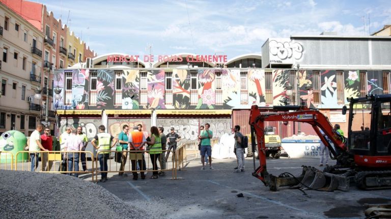 Giuseppe Grezzi ha visitado las obras de remodelación de la plaza Rojas Clemente