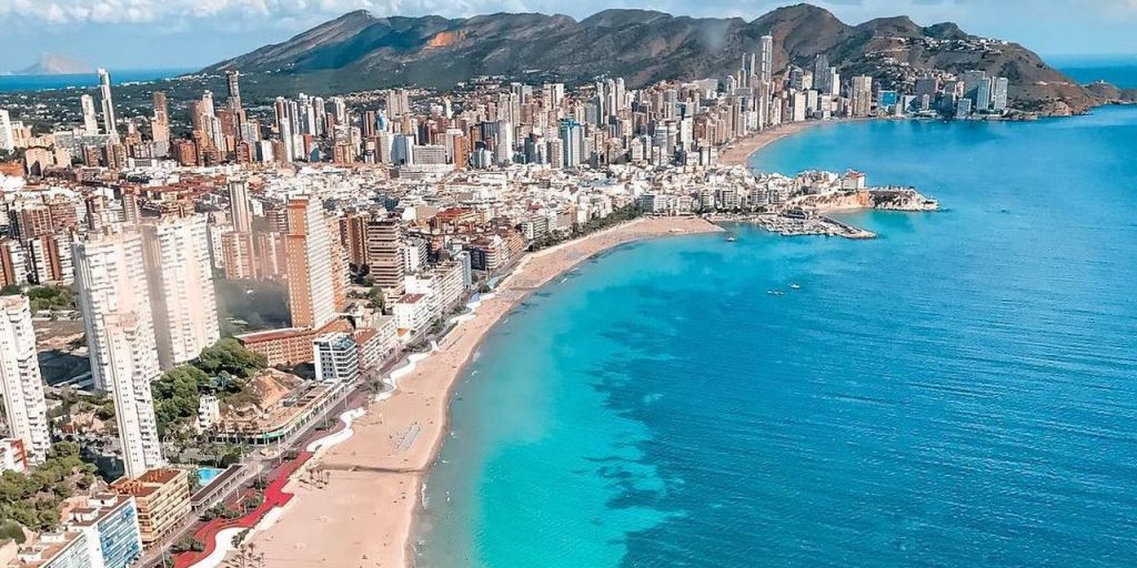  Benidorm acusa el inicio de la temporada baja en la segunda quincena de noviembre.