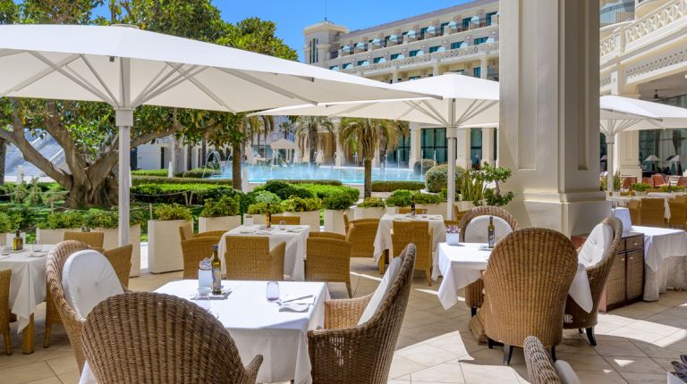 El Hotel Las Arenas Balneario Resort, finalista en los Premios Hotel & Mantel 2025 de Condé Nast Traveler
