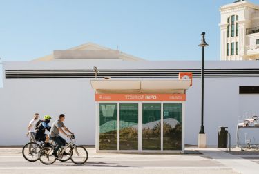 València contará con una nueva oficina de turismo modular y autosuficiente en la playa de Las Arenas
