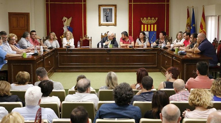 Enric Esteve renuncia a la alcaldía de Puçol para que el sábado 10 de junio Lola Sánchez sea proclamada alcaldesa 