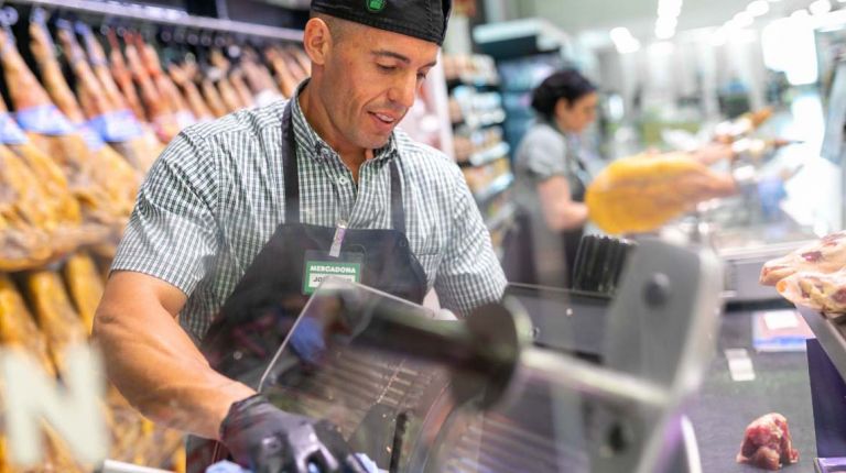 Mercadona contratará a más de 800 personas para la campaña de verano en la provincia de Valencia