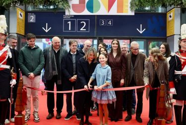València inaugura Expojove y La Central de la Navidad como epicentro de la ilusión navideña familiar 