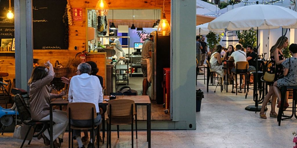  Mercabañal amplía la oferta gastronómica y de ocio para fomentar la cultura de terraza como sello mediterráneo